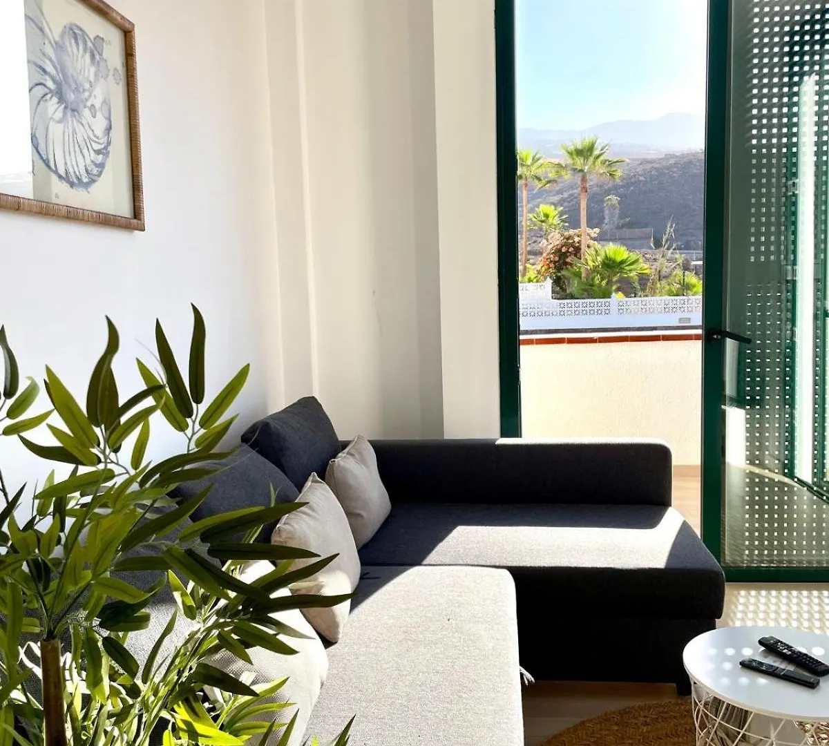 Lilias Home - Private Heatable Pool, Bbq, Free Wifi Puerto de Santiago  España