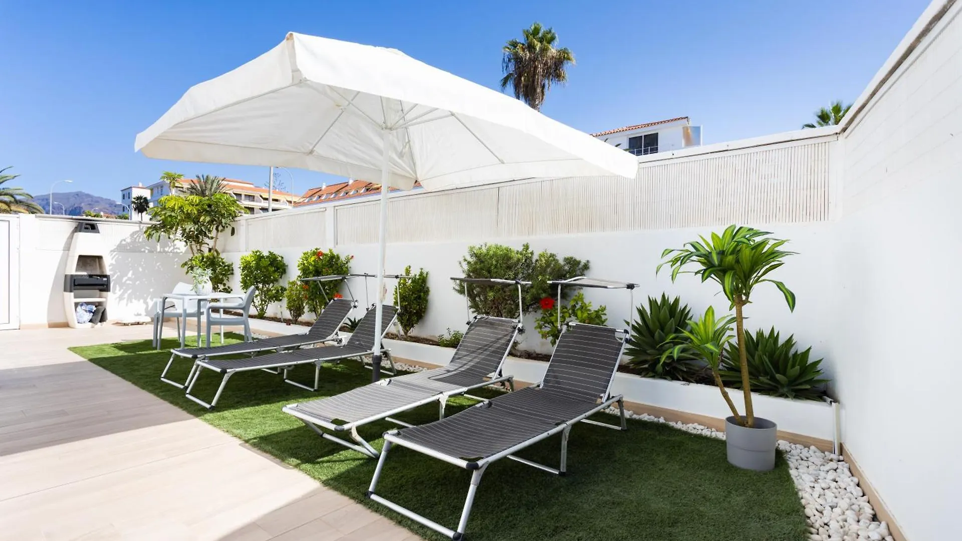 Lilias Home - Private Heatable Pool, Bbq, Free Wifi Puerto de Santiago  0*, Puerto de Santiago (Tenerife) España